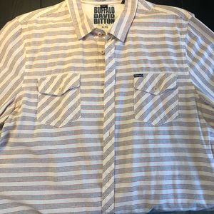 Men’s short sleeve shirt